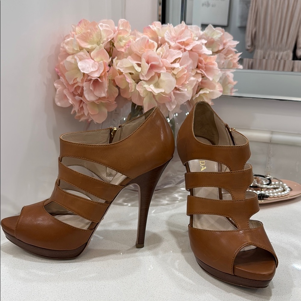 Prada Brown Heels Sophisticated Style